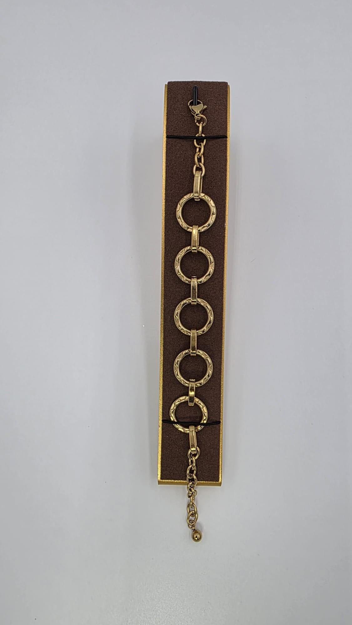 Chunky circle-linked gold tennis bracelet