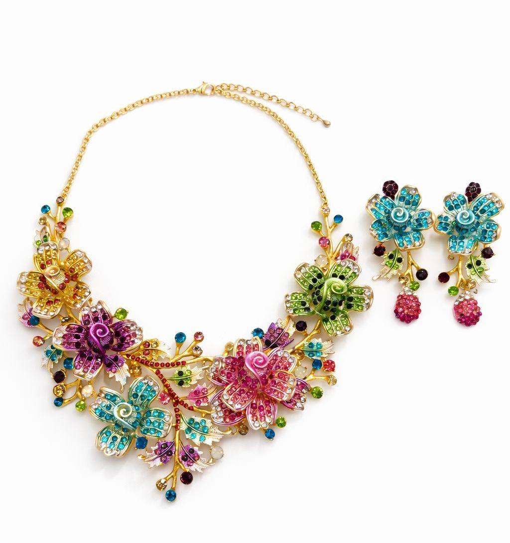 Multicoloured Statement Floral Set